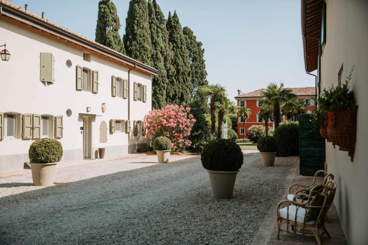 Relais Roncolo 1888 Villa Quattro Castella Exterior photo